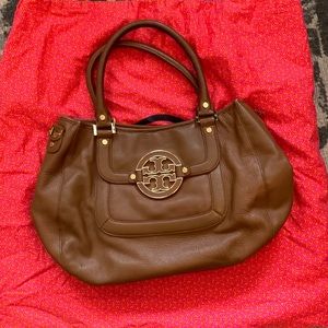 Tory Burch Amanda Hobo Bag